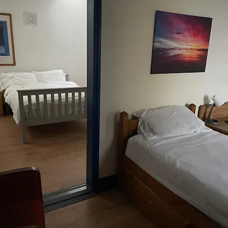 Hostel Coastguard At Tigh Tp *