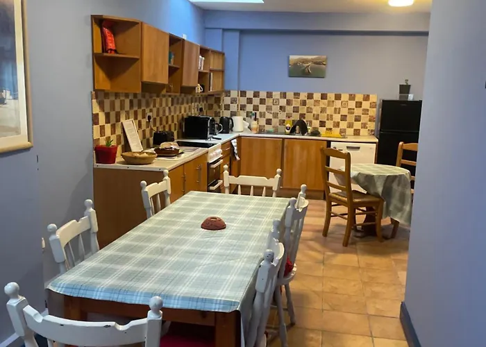 Coastguard At Tigh Tp 旅馆